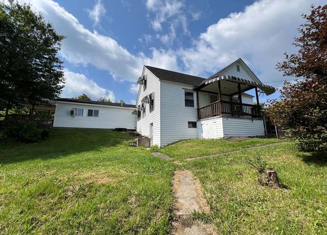 Property at 134 6th St, Bradley, WV 25818, 5 beds, 2 baths