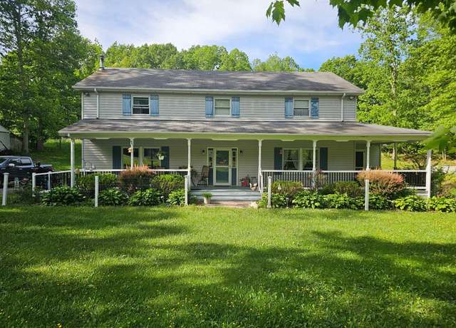 Property at 205 Elizabeth Kay Ln, Lewisburg, WV 24901, 5 beds, 4 baths