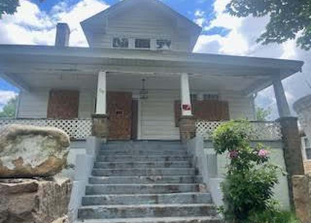Property at 119 First St, Beckley, WV 25801, 4 beds, 2 baths