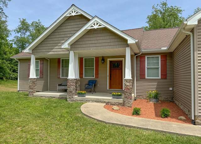 Property at 101 N Rdg, Beckley, WV 25801, 3 beds, 2 baths