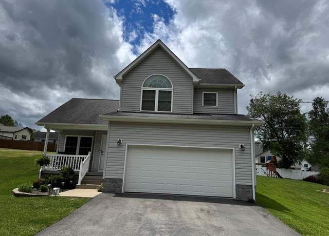 Property at 119 Hickory Ave, Daniels, WV 25832, 3 beds, 2.5 baths