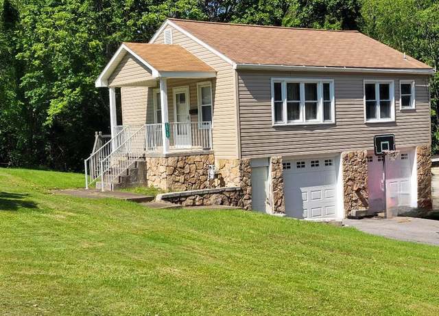 Property at 203 1/2 Reservoir Rd, Beckley, WV 25801, 2 beds, 1 bath