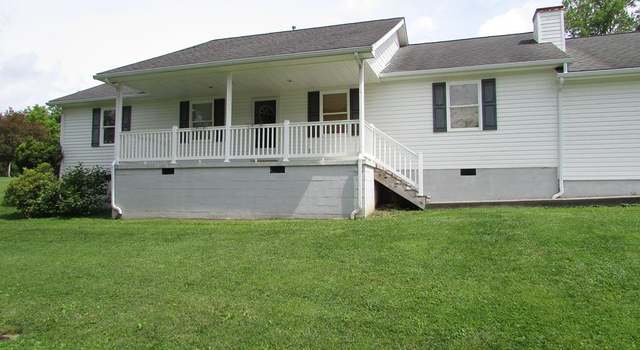 Photo of 310 Tinney St, Summersville, WV 26651