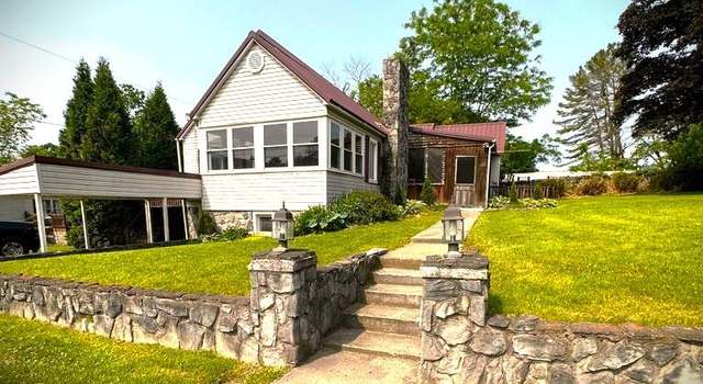 Photo of 414 Terry Ave, Oak Hill, WV 25901
