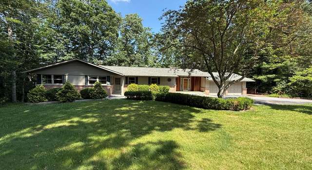 Photo of 120 Daniel St, Beckley, WV 25801