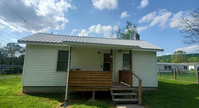 Photo of 153 Oahu St, Lanark, WV 25801