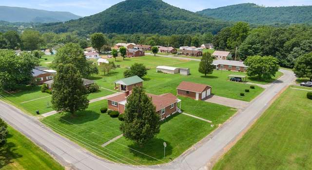 Photo of 157 Ballard Ave, Peterstown, WV 24963