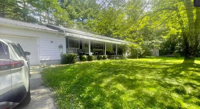 Photo of 128 Pack St, Cool Ridge, WV 25825