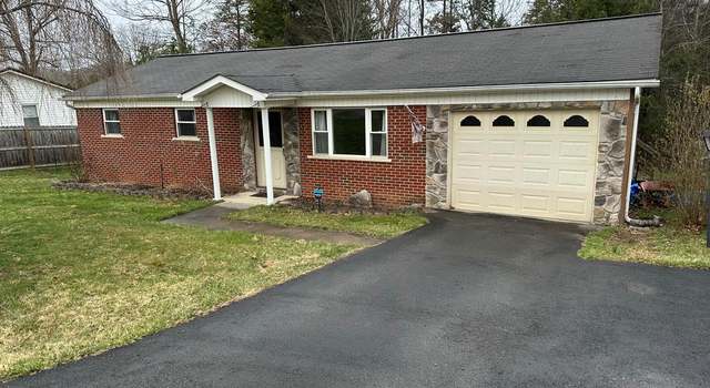 Photo of 139 Roop Dr, Mt. Hope, WV 25880