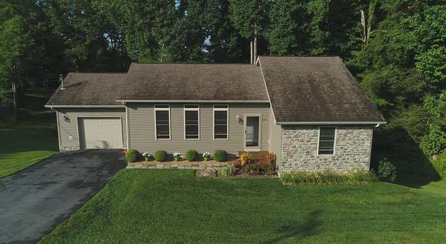 Photo of 1103 Maxwell Hill Rd, Beckley, WV 25801