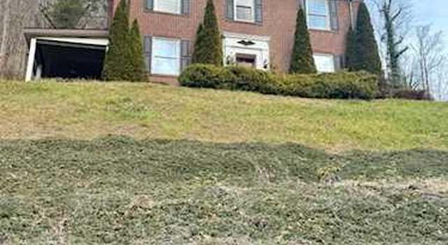 Photo of 928 Riverside Dr, Welch, WV 24801