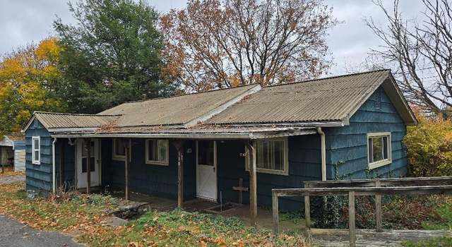 Photo of 110 Norkevitz Ln, Prosperity, WV 25909