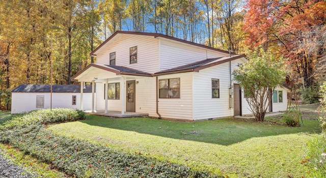 Photo of 27402 Midland Trl, Hico, WV 25854
