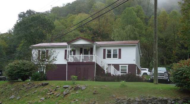 Photo of 9427 Marshall Hwy, Bradshaw, WV 24817