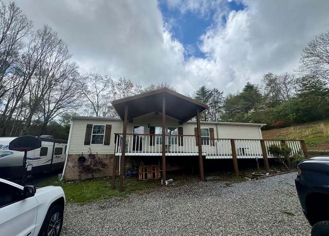 Property at 260 Norton Pl, Princeton, WV 24740, 4 beds, 2 baths