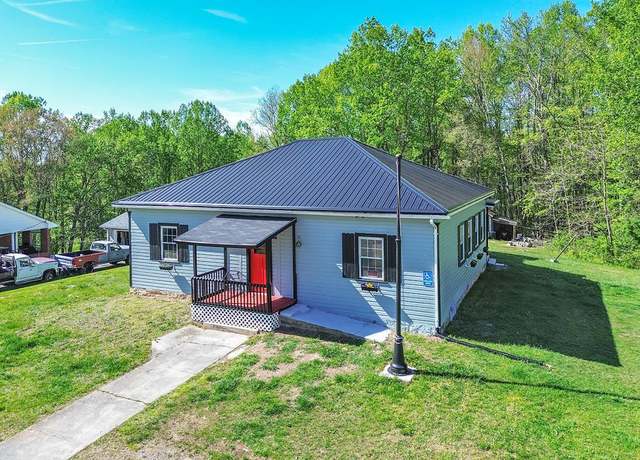 Property at 2654 Pinhook Rd, Peterstown, WV 24963, 2 beds, 1.5 baths