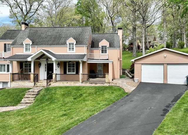 Property at 1015 Dogwood Ln, Bluefield, WV 24701, 4 beds, 3.5 baths