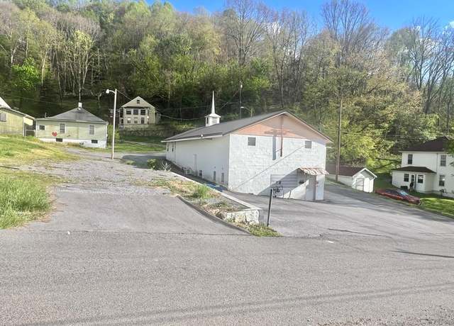 Property at 100 &101 Square St, Bluefield, VA 24605, 2 baths