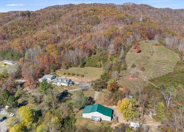 Property at 53 Morning Glory Dr, Hinton, WV 25951, 3 beds, 2.5 baths
