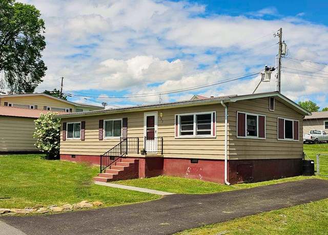 Property at 103 Sagebrush Ave, Princeton, WV 24740, 3 beds, 1.5 baths