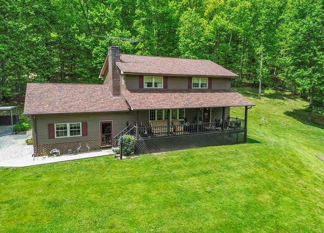 Property at 80 Charley Ballard Rd, Lindside, WV 24951, 3 beds, 2.5 baths