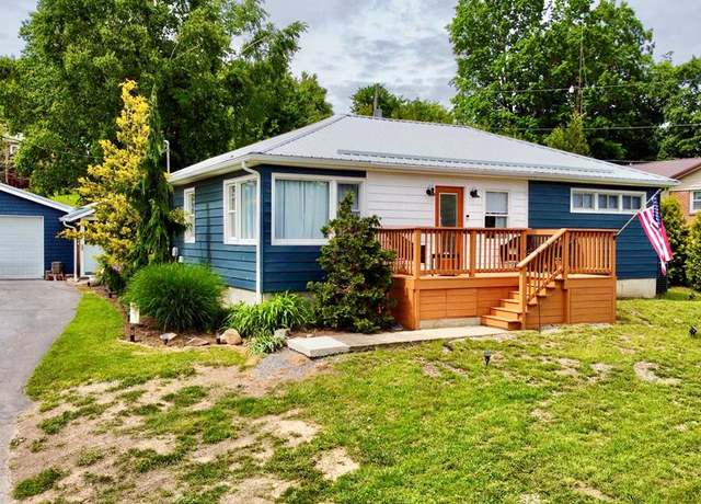 Property at 143 Wintergreen St, Bluefield, WV 24701, 3 beds, 2 baths
