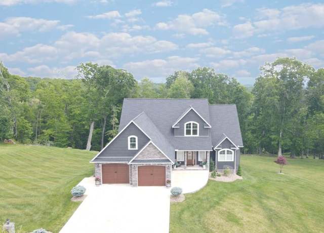 Property at 504 Misty Hills Dr, Princeton, WV 24739, 3 beds, 2.5 baths
