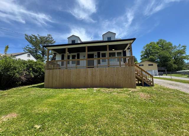 Property at 274 Warden Ave, Bluefield, WV 24701, 4 beds, 2 baths