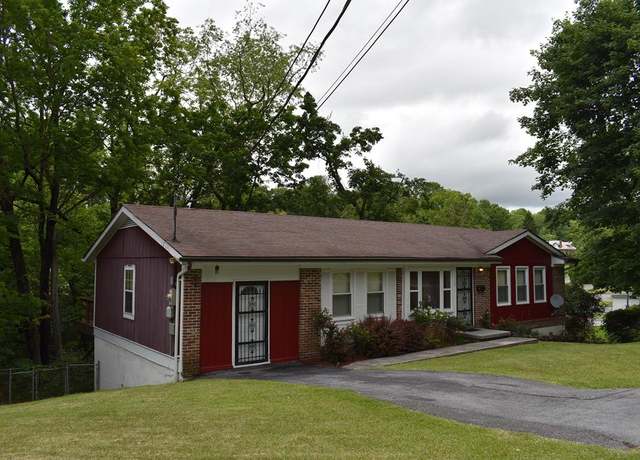 Property at 112 Spring Grv, Bluefield, WV 24701, 3 beds, 2 baths