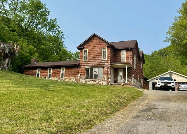 Property at 393 Perdue Hollow Rd, Bluefield, WV 24701, 3 beds, 1.5 baths