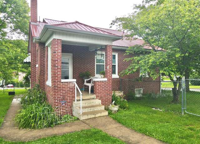 Property at 1701 Ohio St, Bluefield, WV 24701, 3 beds, 2 baths
