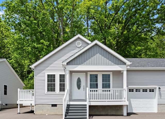 Property at 194 Humboldt Ln, Princeton, WV 24740, 3 beds, 2 baths