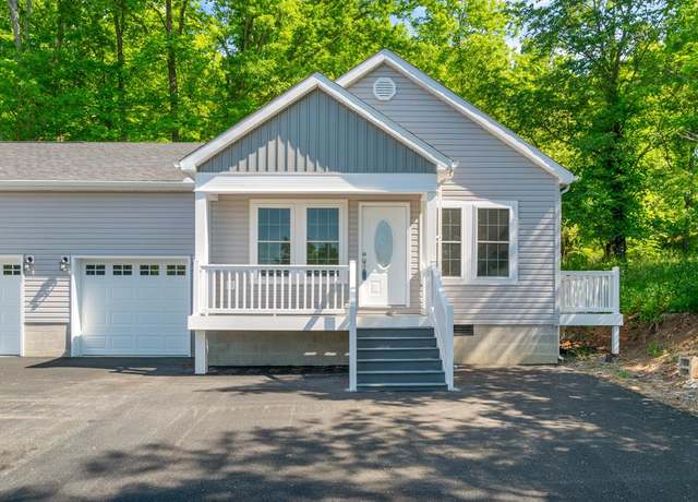 Property at 192 Humboldt Ln, Princeton, WV 24740, 3 beds, 2 baths