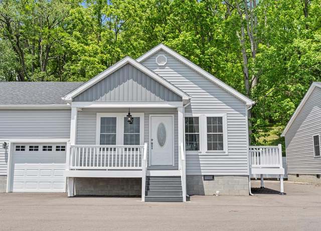 Property at 196 Humboldt Ln, Princeton, WV 24740, 3 beds, 2 baths