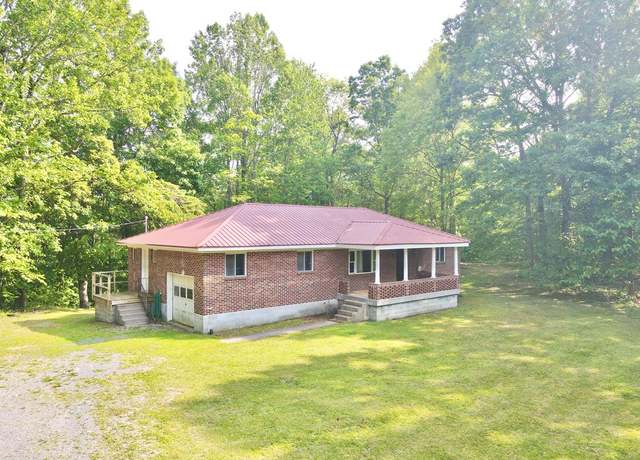 Property at 1608 Pinoak Rd, Lashmeet, WV 24733, 3 beds, 1 bath