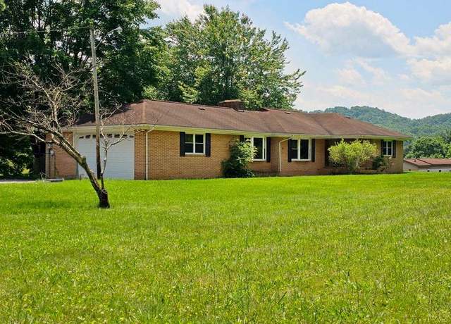 Property at 150 Mimosa St, Princeton, WV 24740, 3 beds, 2.5 baths