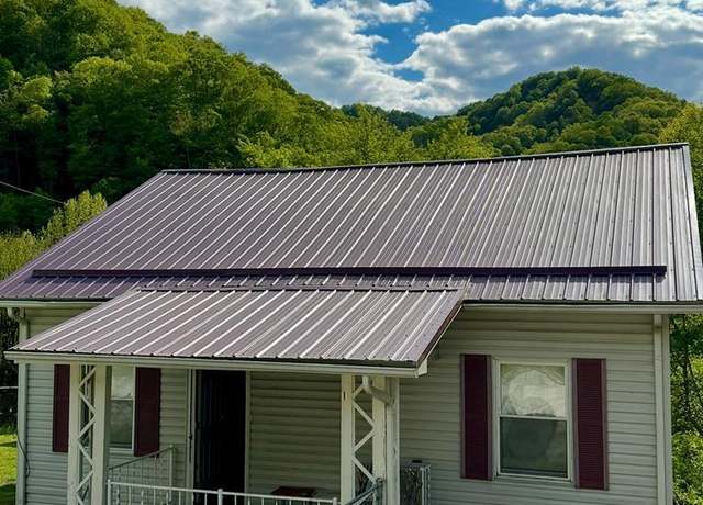 Property at 54 New Camp Hill Rd, Welch, WV 24801, 2 beds, 1 bath