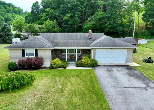 Property at 105 Don Minnix Ln, Bluefield, WV 24701, 3 beds, 2 baths