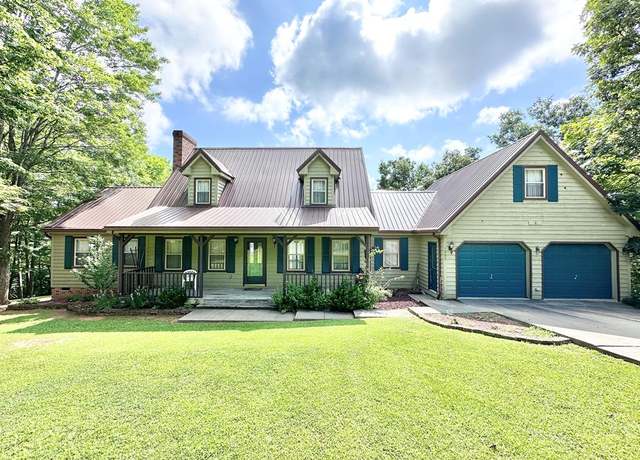 Property at 1153 Hemlock Ln, Princeton, WV 24740, 3 beds, 2.5 baths
