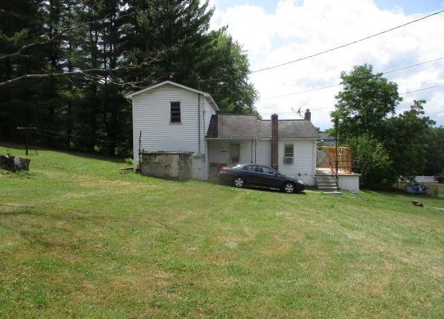 Property at 551 Tabernacle Hill Rd, Rock, WV 24747, 4 beds, 1 bath