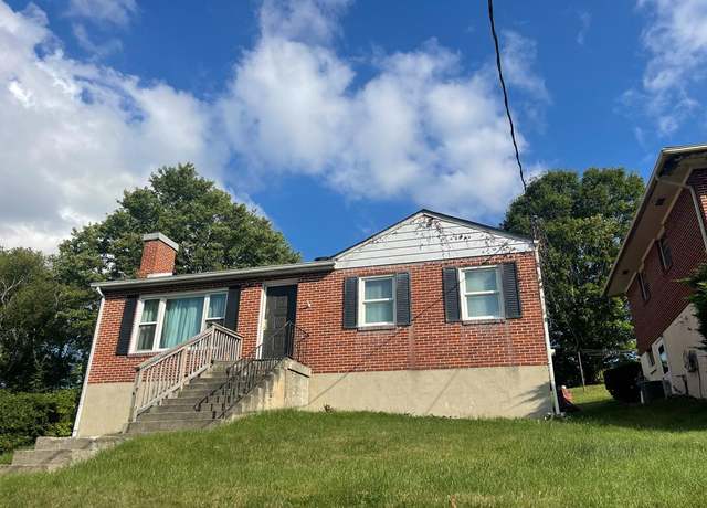 Property at 1909 Ohio St, Bluefield, WV 24701, 3 beds, 2 baths