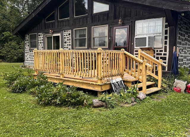Property at 444 Gardner Loop Rd, Princeton, WV 24740, 3 beds, 2 baths