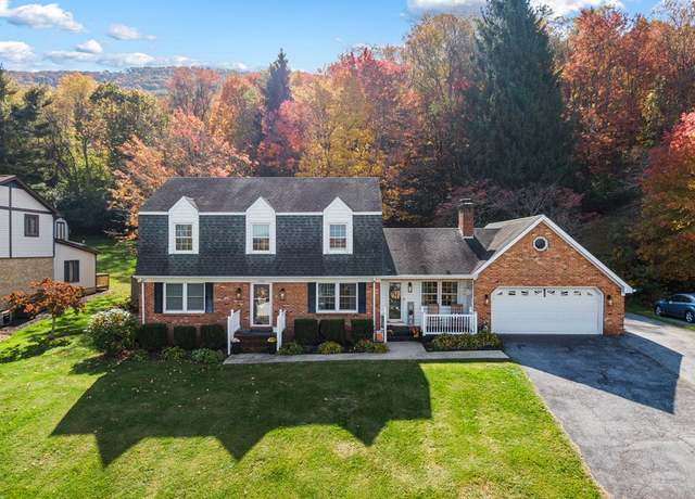 Property at 658 Tanager Dr, Bluefield, VA 24605, 3 beds, 2.5 baths