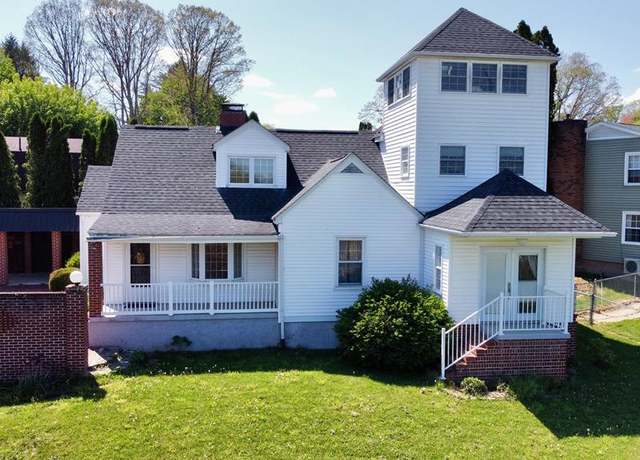 Property at 238 City View Hts, Princeton, WV 24740, 3 beds, 2.5 baths