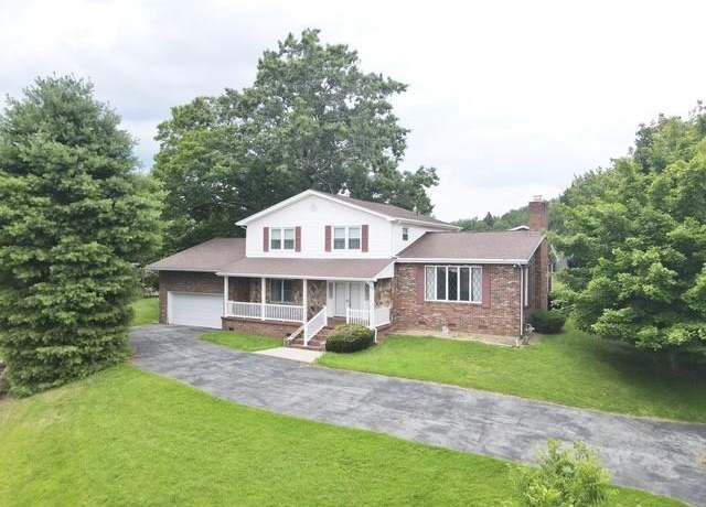 Property at 243 Hillcrest Dr, Princeton, WV 24740, 4 beds, 3 baths