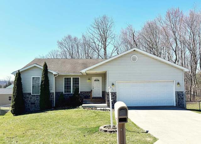Property at 151 Diane Ln, Princeton, WV 24739, 3 beds, 2 baths