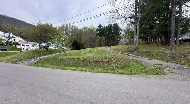 Photo of 2800 Locust Grove Rd, Bluefield, WV 24701
