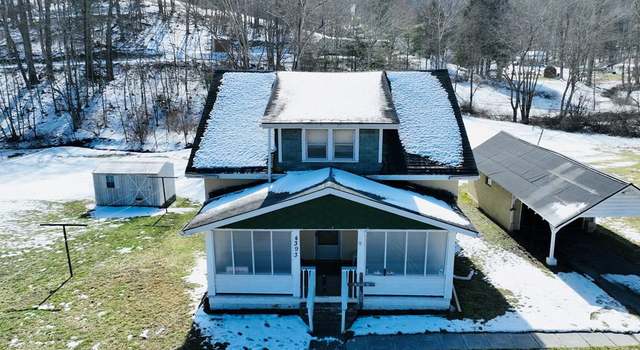 Photo of 4393 Matoaka Rd, Rock, WV 24747