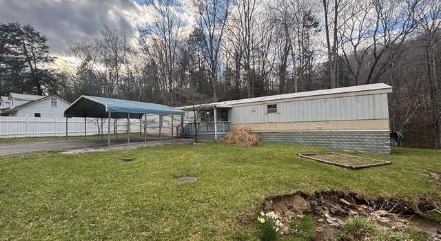 Photo of 715 Lorton Lick Rd, Bluefield, WV 24701