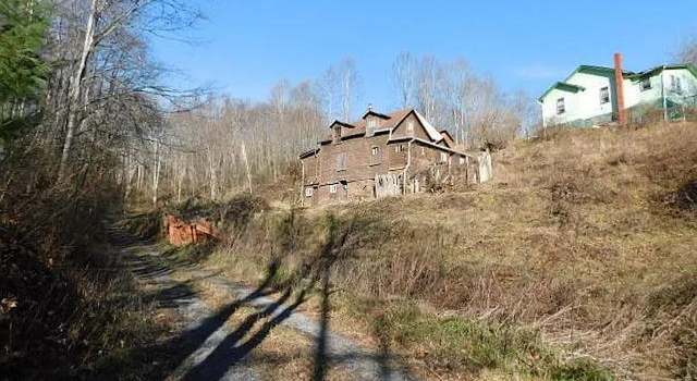 Photo of 980 Lambert Mountain Rd, Rock, WV 24747
